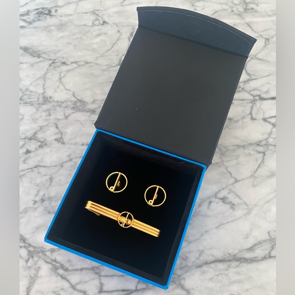 Dunhill Gold Plated Cufflink and Tie Clip Set - Picture 1 of 7